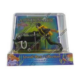 Penn-Plax Treasure Diver Air Aquarium Ornament Multi-Color 4 in